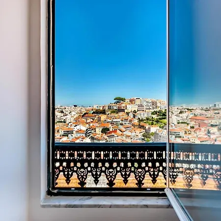 Costa Do Castelo Sky Views * Лісабон