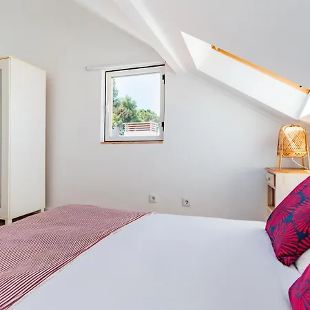 Апартаменти Costa Do Castelo Sky Views Лісабон