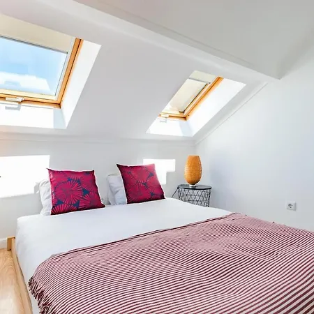 Costa Do Castelo Sky Views Апартаменты